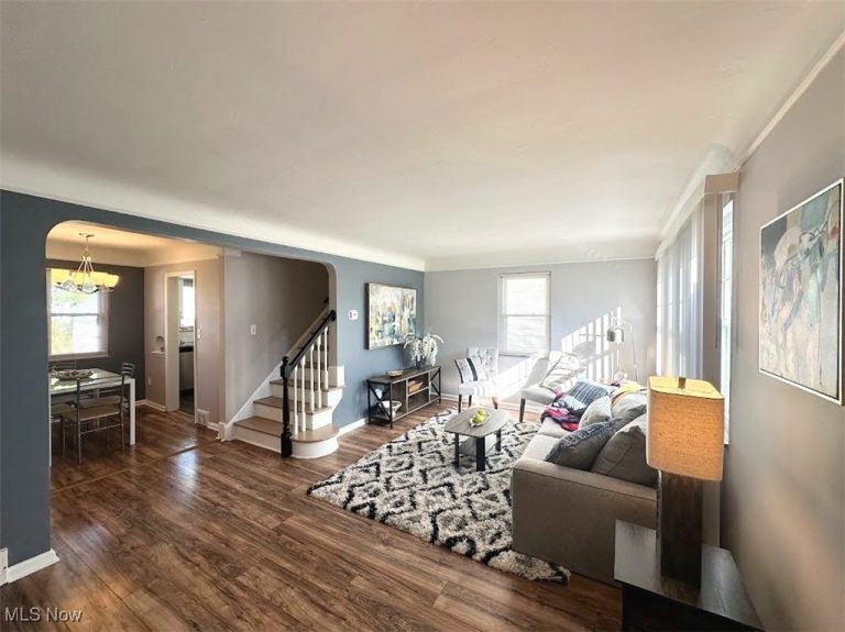 1530 254th Street, Euclid, OH - Photo 2