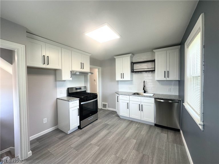 6332 State Road, Parma, OH - Photo 6