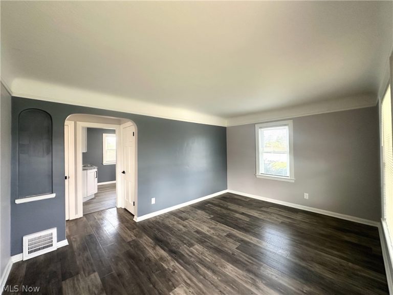 6332 State Road, Parma, OH - Photo 5