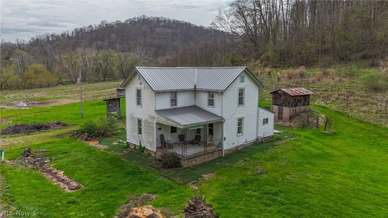 12450 State Route 26, Marietta, OH, 45750