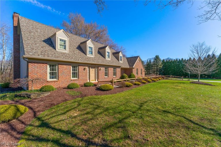 3600 Fawn Drive, Canfield, OH - Photo 3