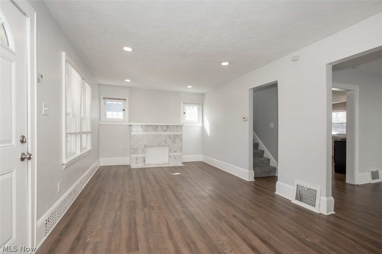 826 Dover Avenue, Akron, OH - Photo 6