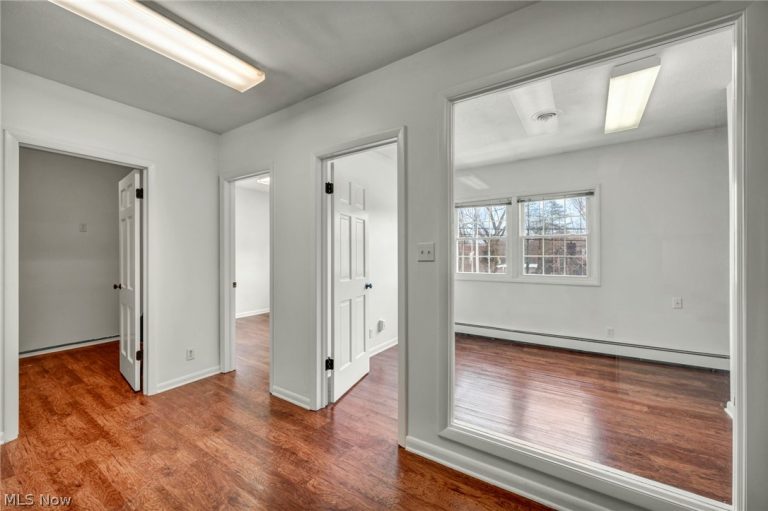 10570 Ravenna Road #2, Twinsburg, OH - Photo 8