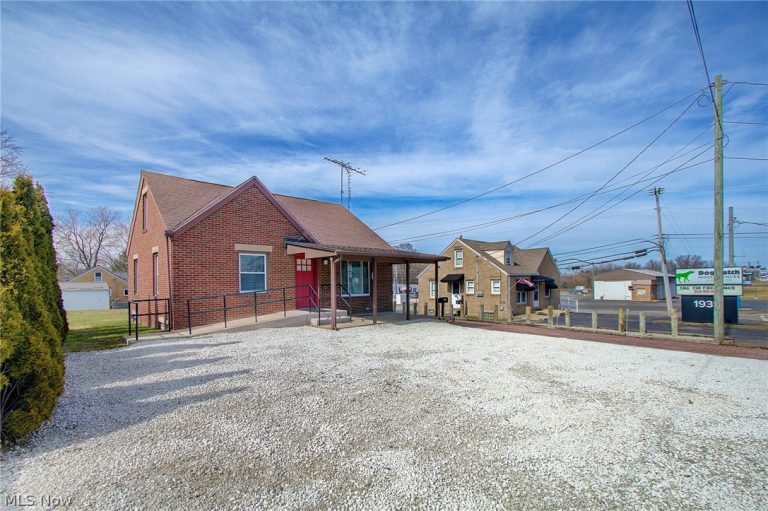 1933 Whipple Avenue, Canton, OH - Photo 3