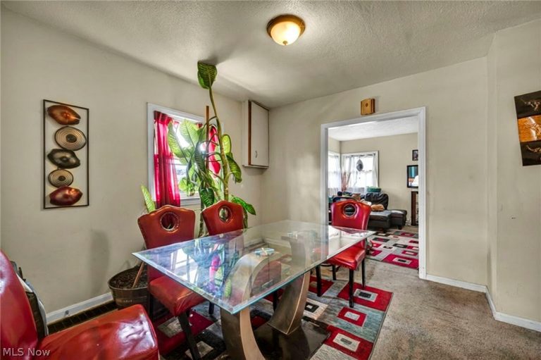 12827 Kirton, Cleveland, OH - Photo 5