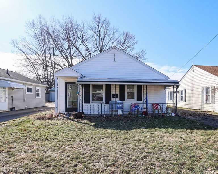 805 Clark Street, Elyria, OH, 44035