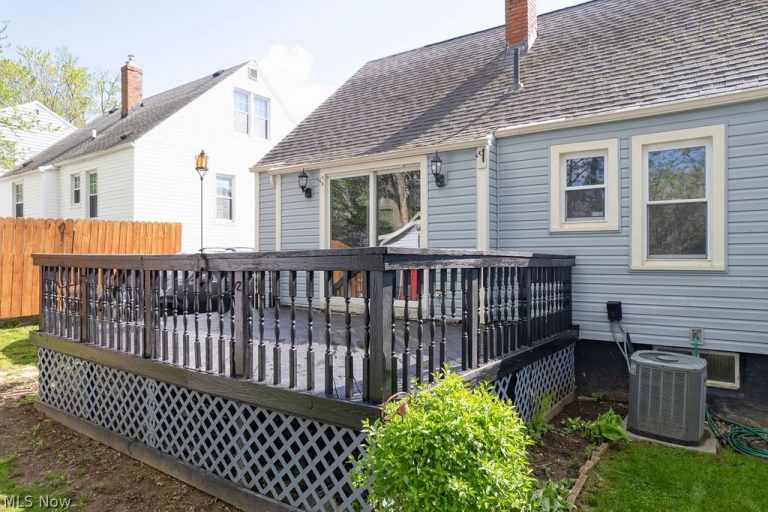 1708 Highview Avenue, Akron, OH - Photo 5