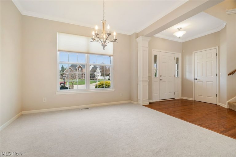 3196 Dunstone Circle, Akron, OH - Photo 5