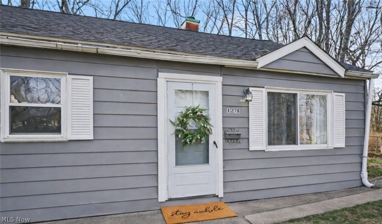 1276 Frederick Boulevard, Akron, OH - Photo 3