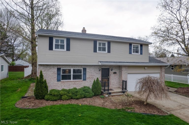 215 Grayling Drive, Fairlawn, OH - Photo 4