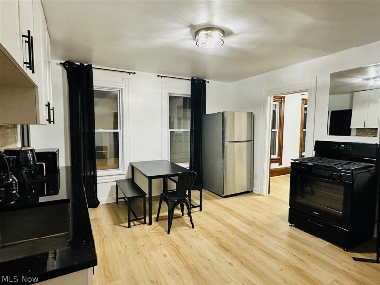 1419 47th Street #UP, Cleveland, OH - Photo 2