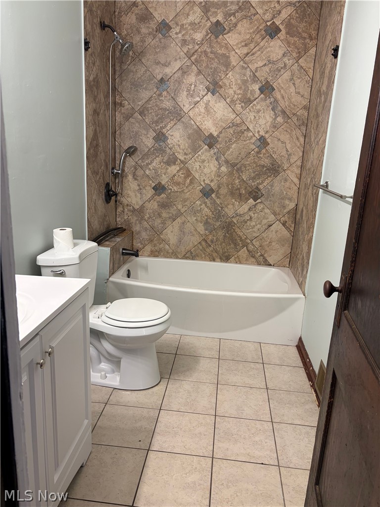 3293 98, Cleveland, OH - Photo 2