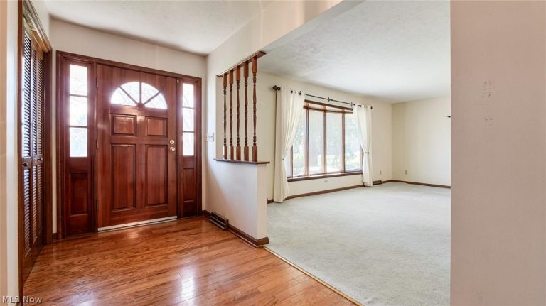 2695 Ash Meadows Boulevard, Zanesville, OH - Photo 6