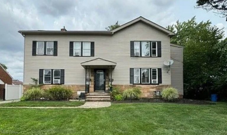 7404 Spring Garden Road, Parma, OH, 44129