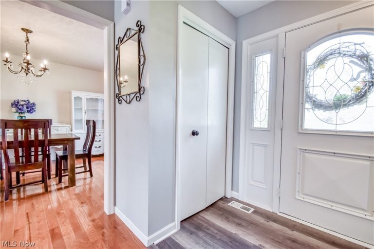 7052 Cornell Lane, Mentor, OH - Photo 6