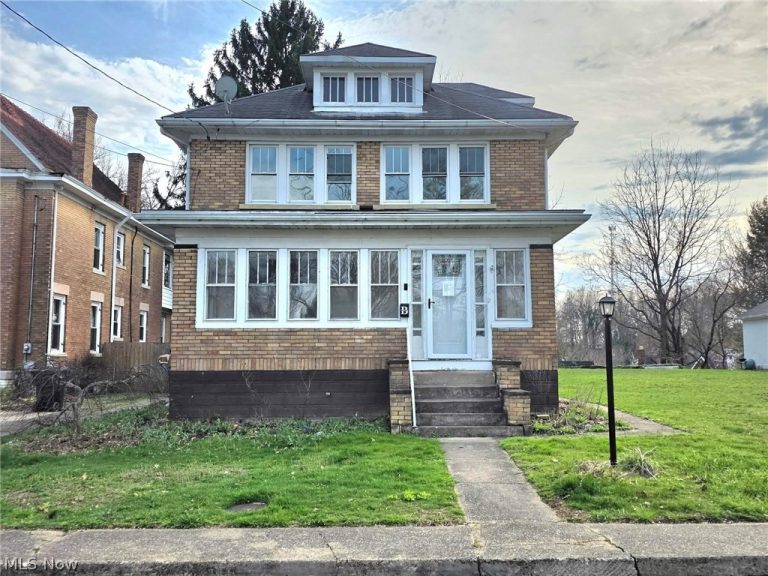 9 Camden Place, Parkersburg, WV, 26101