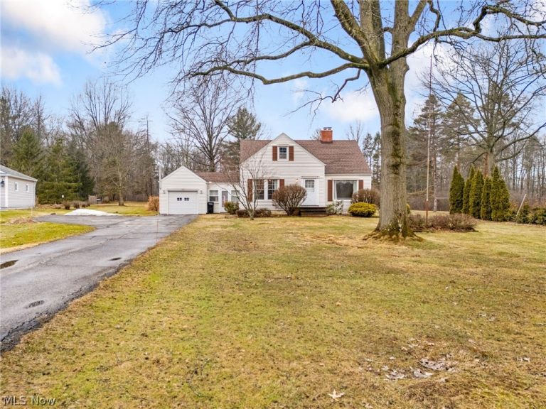 9482 Highland Drive, Brecksville, OH - Photo 4