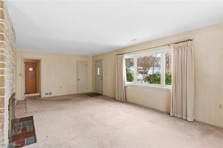 455 Vineland Road, Bay Village, OH - Photo 4