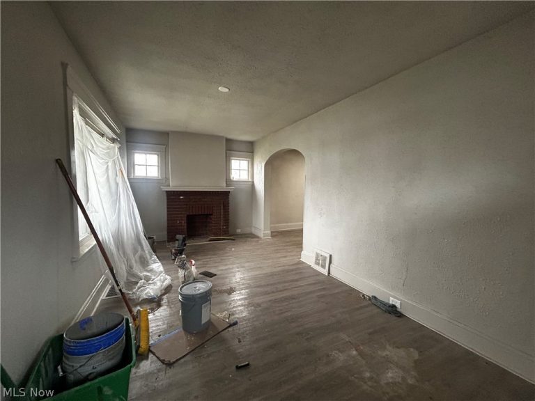 12609 Dove Avenue, Cleveland, OH - Photo 2