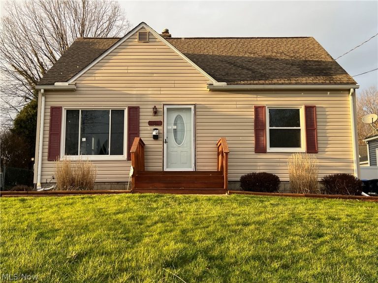 715 Catawba Avenue, Akron, OH - Photo 3