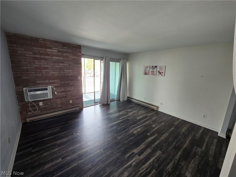 2331 Market Street #204, Akron, OH - Photo 8