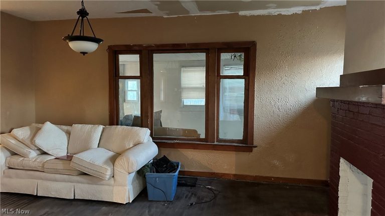 12628 Iroquois Avenue, Cleveland, OH - Photo 3