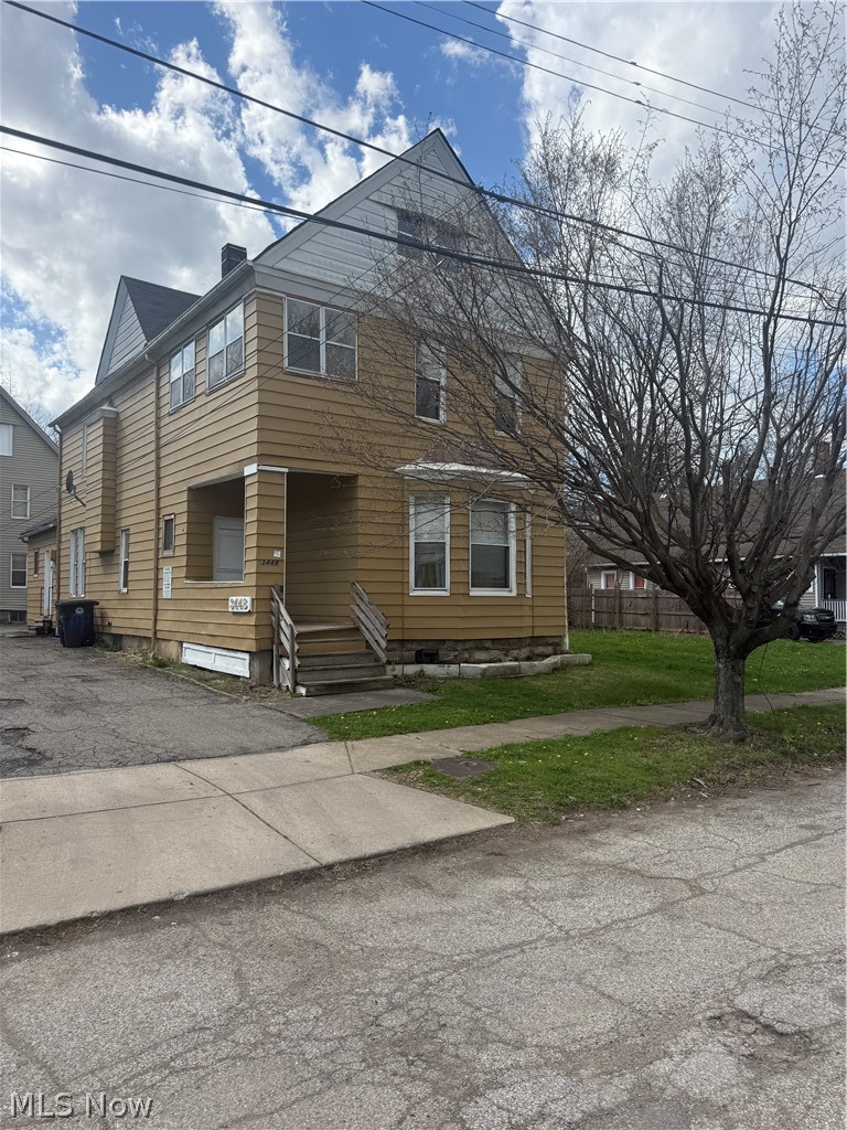 3448 69th Street #UP, Cleveland, OH, 44127