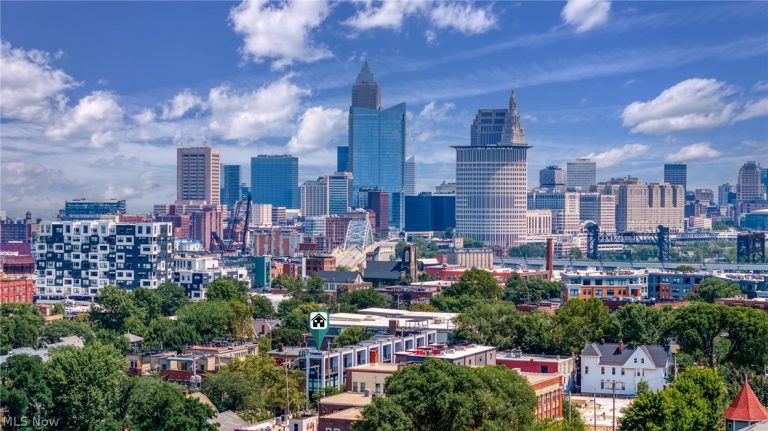 3118 Vine Court, Cleveland, OH - Photo 3