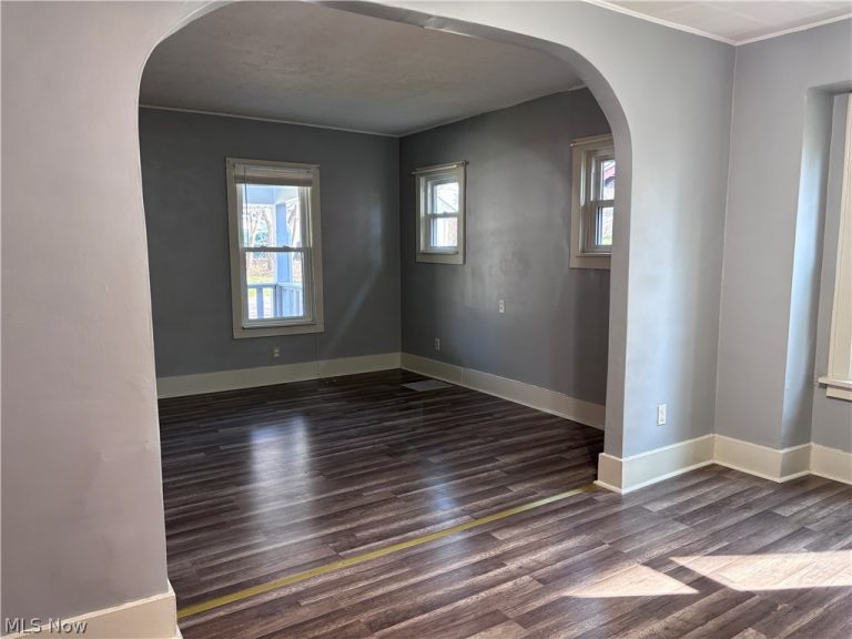 1236 Arnold Avenue, Akron, OH - Photo 3