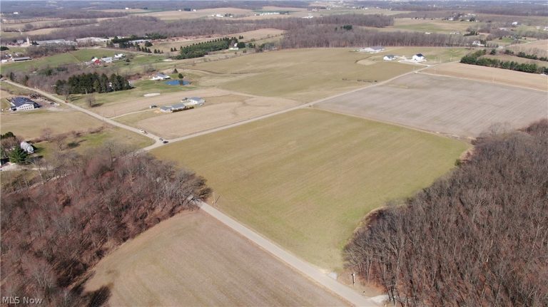 496 Township Road 2402, Loudonville, OH - Photo 3