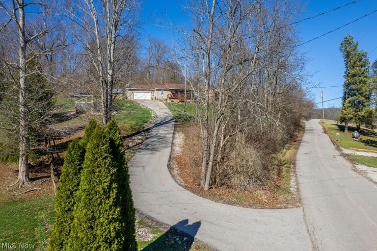 3097 Carpenter Run Road, Waverly, WV - Photo 2
