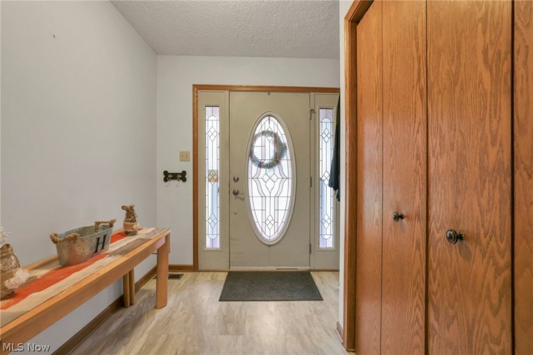 61266 Kent Lane, Cambridge, OH - Photo 4