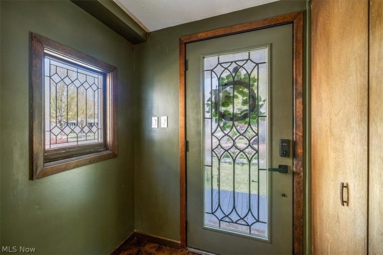 1208 French Avenue, Lakewood, OH - Photo 5