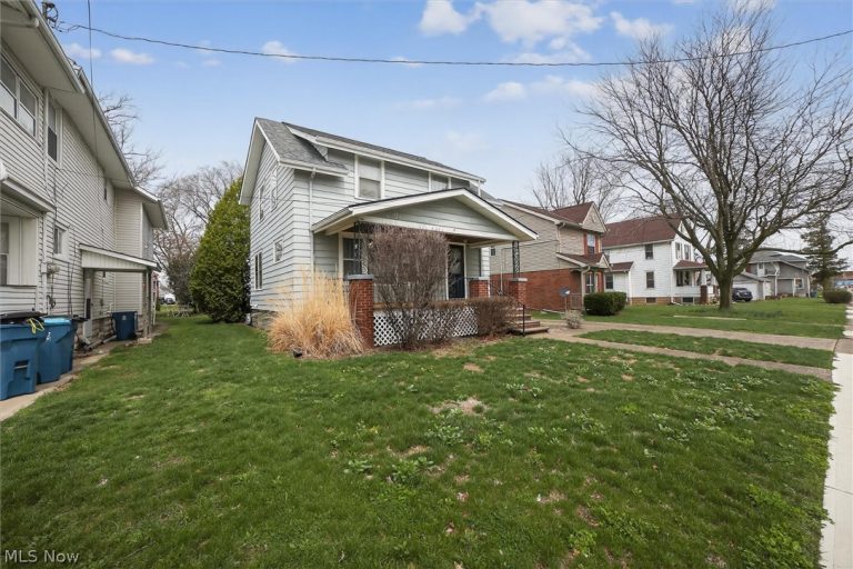 322 28th Street, Lorain, OH - Photo 2
