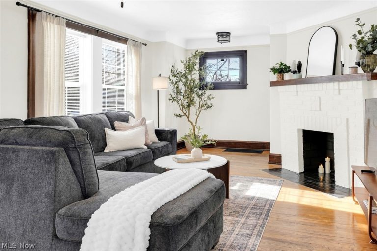 17608 Puritas Avenue, Cleveland, OH - Photo 3