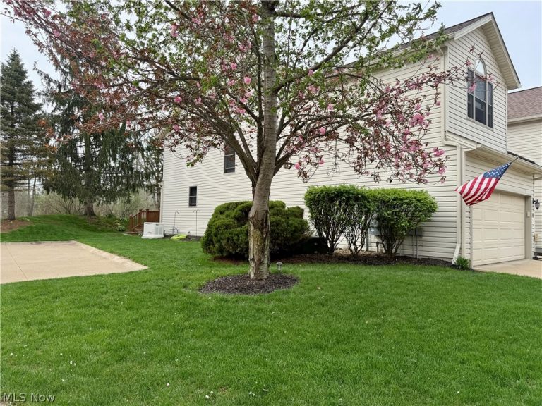 1025 Parsons Road, Grafton, OH - Photo 3