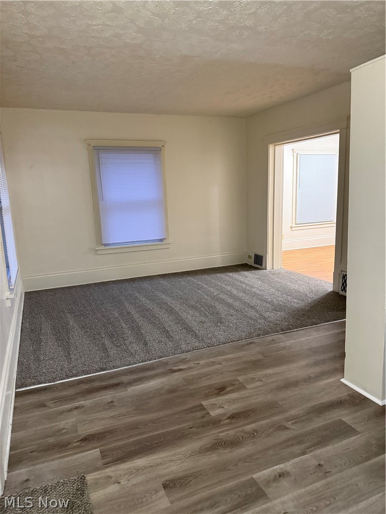 901 Clarendon Avenue, Canton, OH - Photo 5