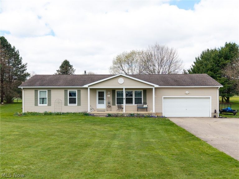 9810 Daniels Road, Seville, OH, 44273