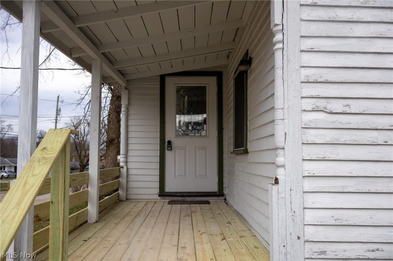 232 Howard Street, Medina, OH - Photo 3