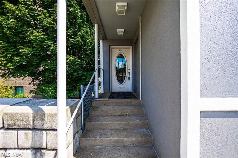 1028 Main Street, Follansbee, WV - Photo 2