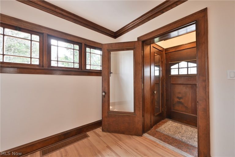 2163 Waterbury Road, Lakewood, OH - Photo 3
