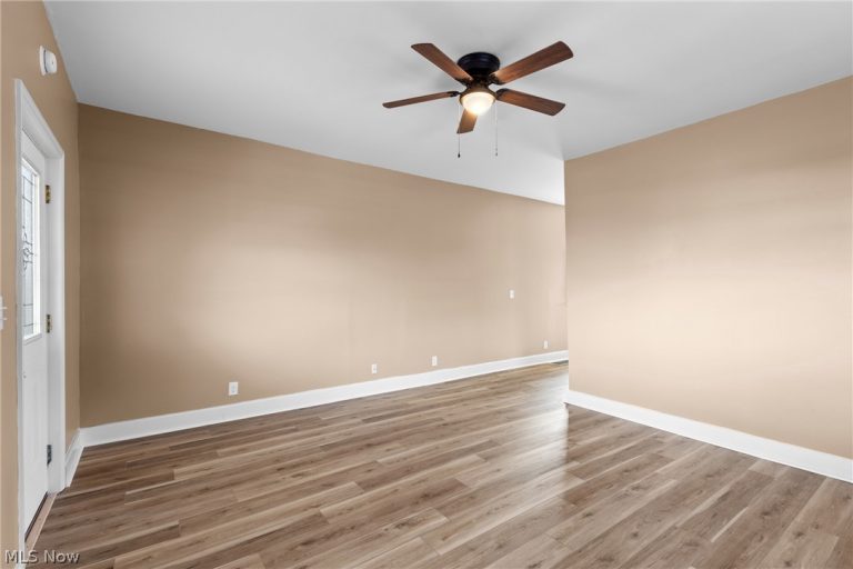 523 Union Street, Martins Ferry, OH - Photo 6