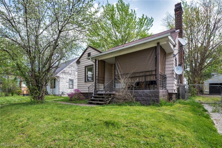 1365 Marcy Street, Akron, OH - Photo 3
