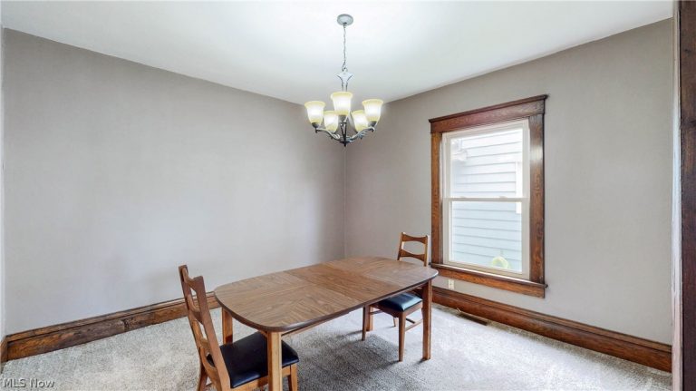 521 Market Street, Orrville, OH - Photo 8