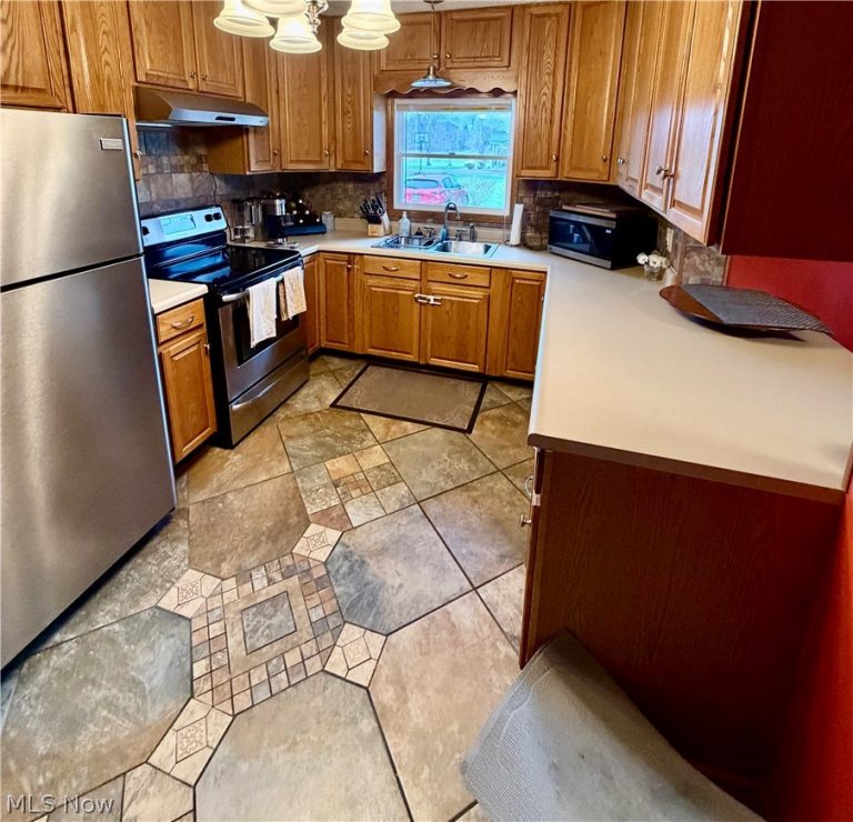 3260 5th Street, Dresden, OH - Photo 4