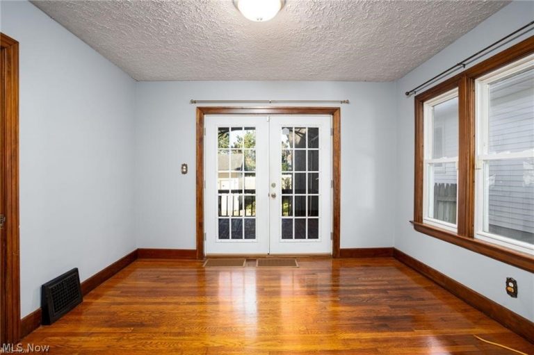 41 Rosewood Avenue, Akron, OH - Photo 6