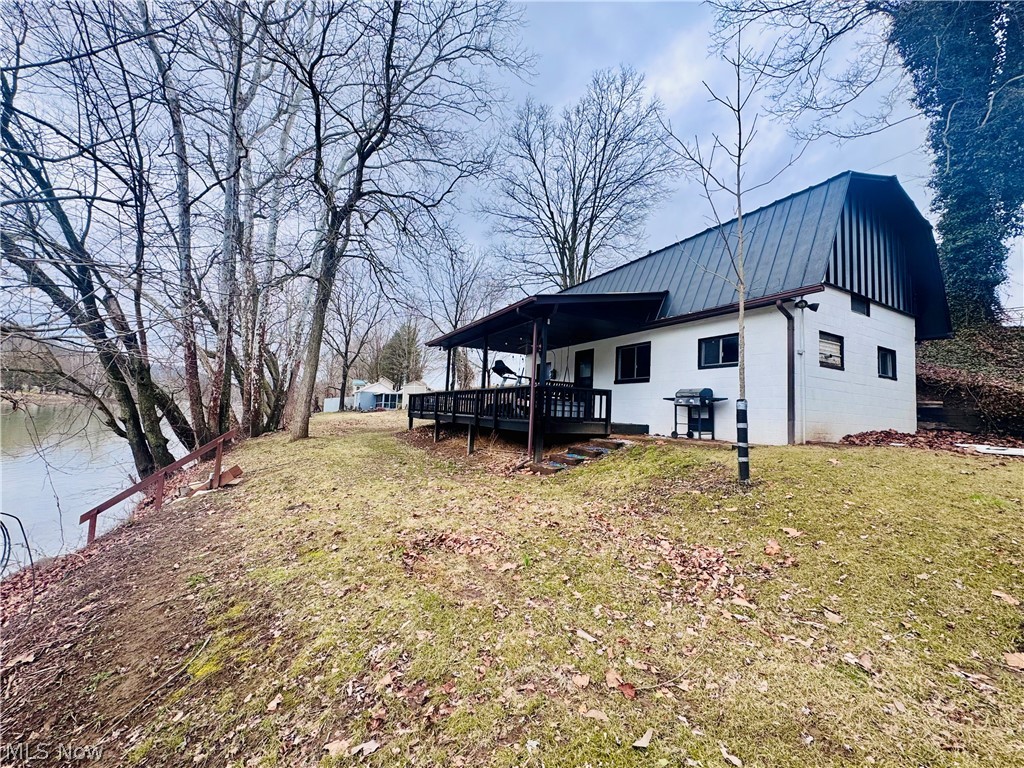 2308 State Route 266, Stockport, OH