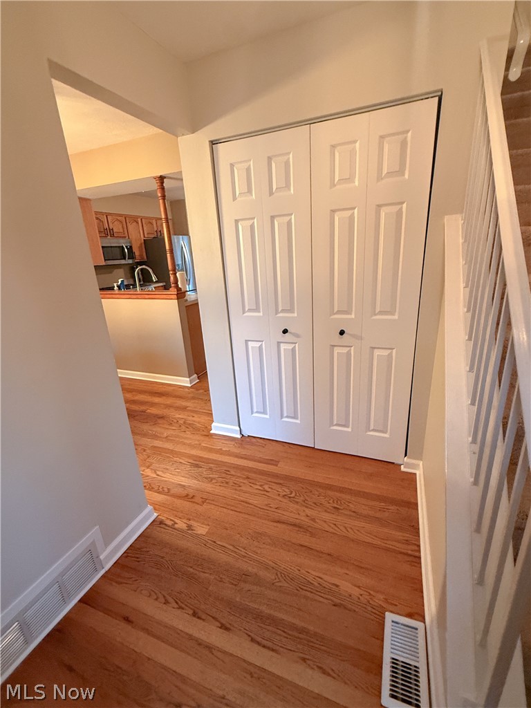 8552 Usher Road, Olmsted Twp, OH - Photo 3