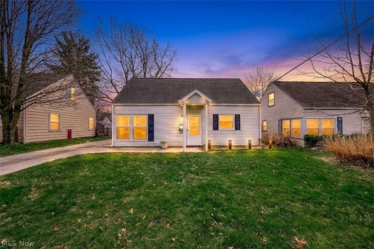 1266 Curtis Avenue, Cuyahoga Falls, OH - Photo 2