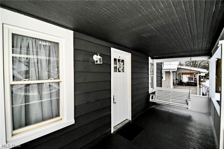 1228 Arnold Avenue, Akron, OH - Photo 4